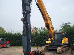 Hyundai HX330L with demolition boom, standard boom & shear