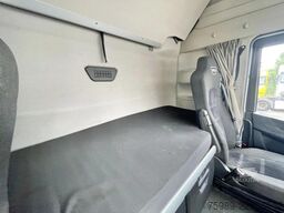 Iveco S-WAY 460 CNG, RETARDER, ACC