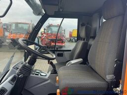 Multicar Tremo X56 Winterdienst Streuer + Besen NUR8568KM