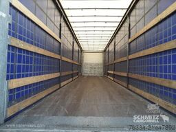 Schmitz Cargobull Semitrailer Curtainsider Mega