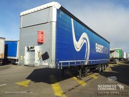 Schmitz Cargobull Semitrailer Curtainsider Mega