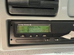 Mercedes-Benz Atego 818 Koffer mit HB / Swiss-Vehicle