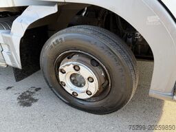 Mercedes-Benz Atego 818 Koffer mit HB / Swiss-Vehicle