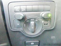 mercedes-benz Vito Kasten 116 CDI 4x4 lang BOTT-SCHRÄNKE/STHZ/9GAUT