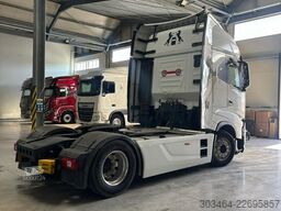 IVECO S-WAY 570 uff. Italia- FULL OPT.+ACCIAI