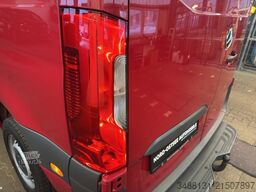 Mercedes-Benz SPRINTER 211 L2H1 AHK RÜFA KLAPPSITZ RECHTS