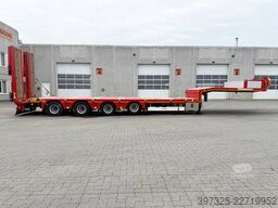 Kässbohrer 4 axle Machine trailer /4 achseMaschinenauflieger