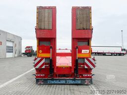 Kässbohrer 4 axle Machine trailer /4 achseMaschinenauflieger