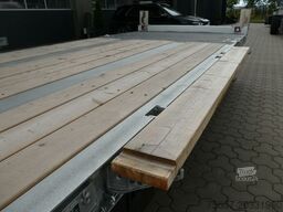 MÜLLER-MITTELTAL 3-Achs Plateau, luftgefedert, hydr. Rampen