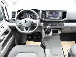 VOLKSWAGEN Crafter Bus/Kombi 35 FWD L2H2 Behindertengerecht