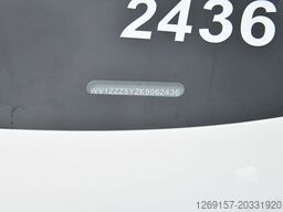 VOLKSWAGEN Crafter Bus/Kombi 35 FWD L2H2 Behindertengerecht