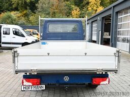 VOLKSWAGEN Crafter Dreiseitenkipper Kipper 35 mittel L2 RWD