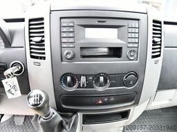 VOLKSWAGEN Crafter Dreiseitenkipper 35 mittel L2 RWD