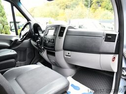 MERCEDES-BENZ Sprinter Kasten 319 CDI 4X4 L3H2 Schwingsitze