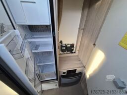 BÜRSTNER Premio Plus 510 TK SkyLine / Hubbett