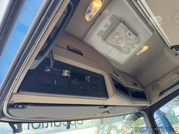 Mercedes-Benz 1845*BigSpace*LowLiner*
