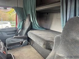 DAF 95.380 Spacecab, Handgeschakeld, oprijbak