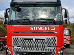 Volvo FH16 750 8x4