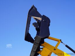 JCB 4CX PRO Backhoe Loader / Joysticks/2023