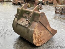 Caterpillar Digging bucket