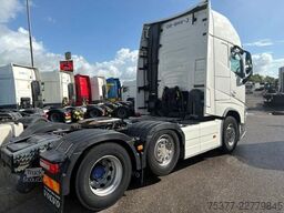 Volvo FH 6X2,twin Steer Globetrotter NL truck ,TOP