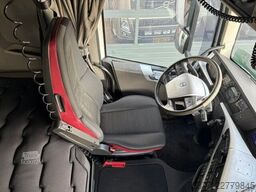 Volvo FH 6X2,twin Steer Globetrotter NL truck ,TOP