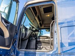 Mercedes-Benz ACTROS 2548