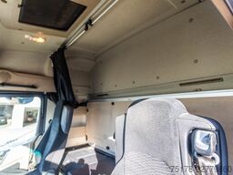 Mercedes-Benz ACTROS 2548
