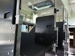 Scania P320 Luxury-line met pop-up en pop-out. id 7