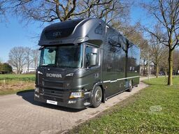 Scania P320 Luxury-line met pop-up en pop-out. id 7