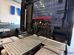 Iveco s-way 570