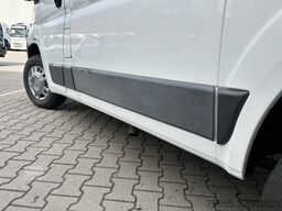 Peugeot Boxer 330 2.2 HDI L1H1 Premium / 204 dkm / 9 Se...