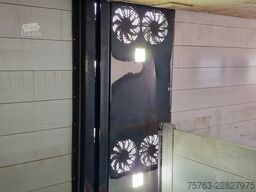 Volvo FH 13.500 Globetrotter 8x2*6 - 3 deck livestock...