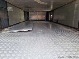 Volvo FH 13.500 Globetrotter 8x2*6 - 3 deck livestock...