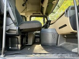Mercedes-Benz Actros 1840 BigSpace/LowLiner Voll Luft/Eu6/371tkm