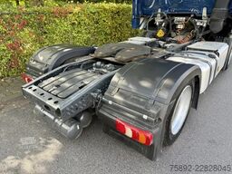 Mercedes-Benz Actros 1840 BigSpace/LowLiner Voll Luft/Eu6/351tkm