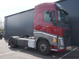 Volvo FH 420 ADR tractor unit