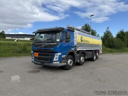 Volvo Trucks FM-420 8x2R 2-Kammer / Swiss-Vehicle