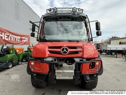 Mercedes-Benz Unimog U 530