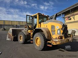 VOLVO L90H Radlader 4x4 Klima, Schnellwechsler