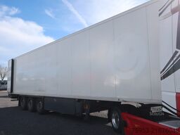 Schmitz Cargobull SKO 24 Rohrbahn Carrier Vector HE19