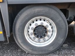 Schmitz Cargobull SKO 24 Doppelstock Thermo King SLXi 300