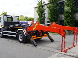 DAF LF 55.220 Skip loader GUIMA PALFINGER