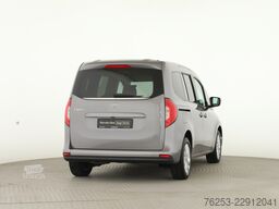 Mercedes-Benz T 180 d Progressive standard AUT Fernlichtass.