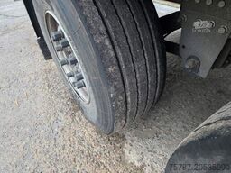 SCHMITZ CARGOBULL Gardine Standard, Lift, 12642 XL, Edscha