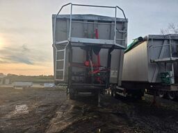 KEMPF ca. 50 cbm Getreidekipper, Unfall, Kornschieber