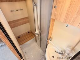 EURAMOBIL Profila T 675 SB *Festbett-Automatik-Solar*