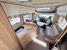 EURAMOBIL Profila T 675 SB *Festbett-Automatik-Solar*