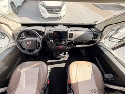 EURAMOBIL Profila T 675 SB *Festbett-Automatik-Solar*