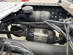 Mercedes-Benz Actros 1845 Gigaspace / Tacho V2 / 371 dkm / Bl...